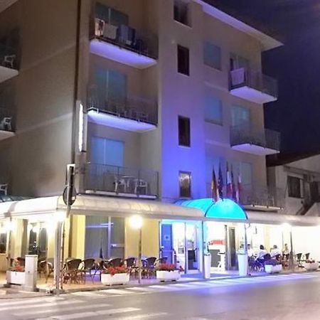 Hotel Fornaro Caorle Eksteriør bilde