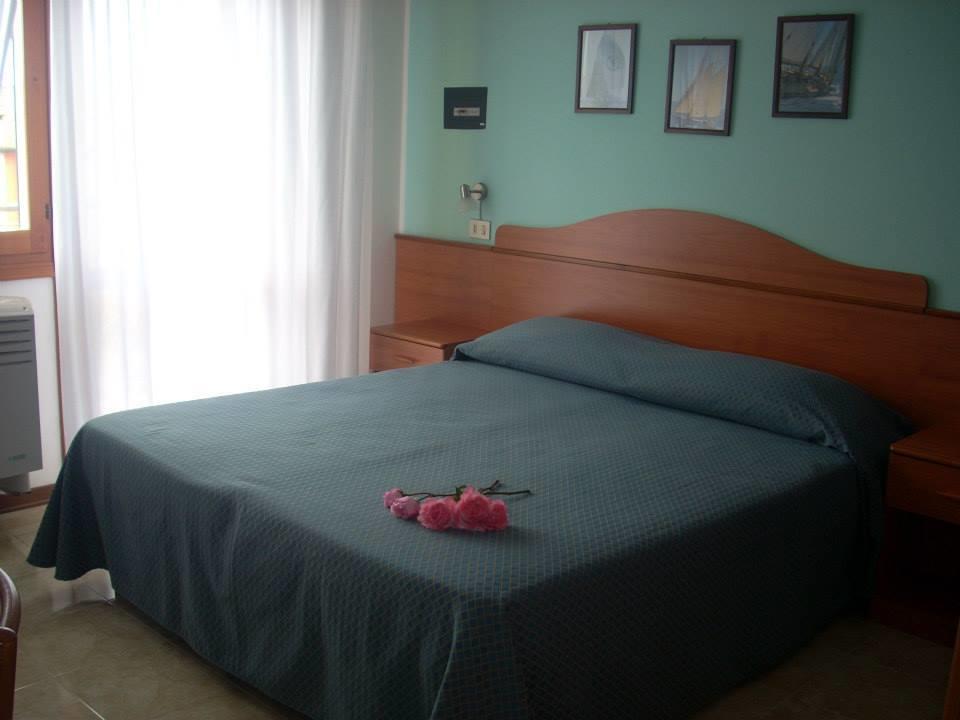 Hotel Fornaro Caorle Eksteriør bilde