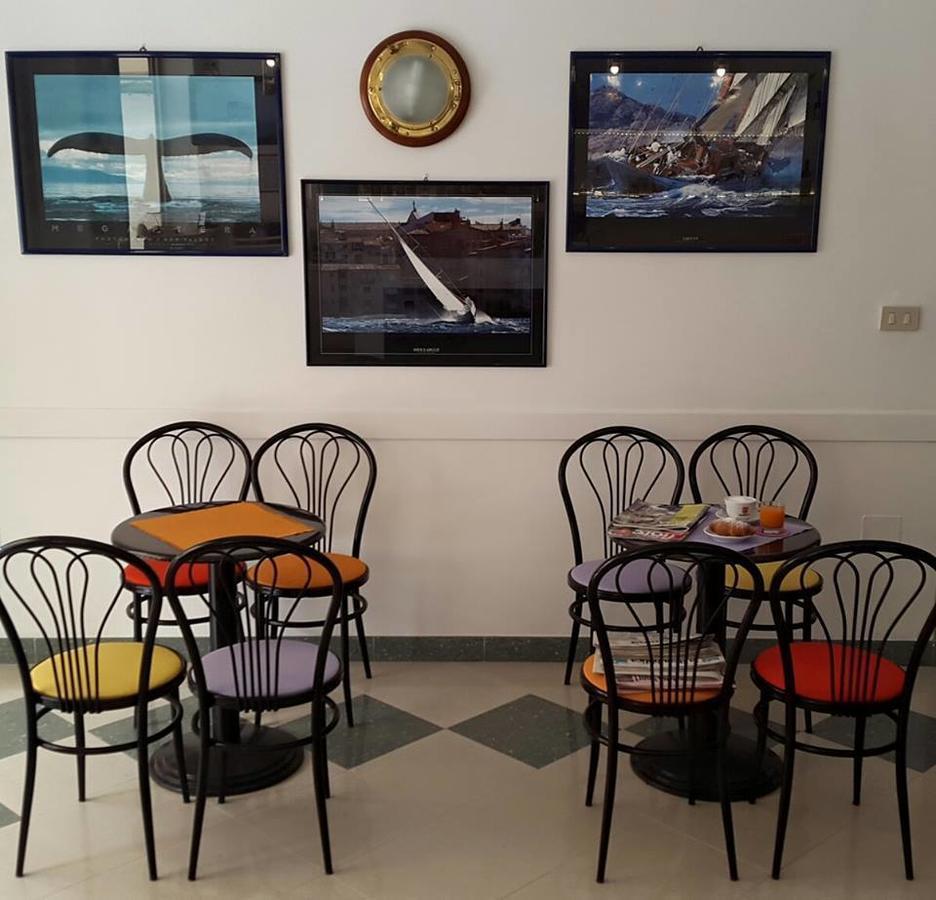 Hotel Fornaro Caorle Eksteriør bilde